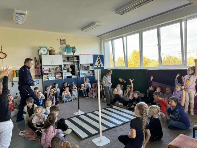 56135204012798004706145653908253815696188817n